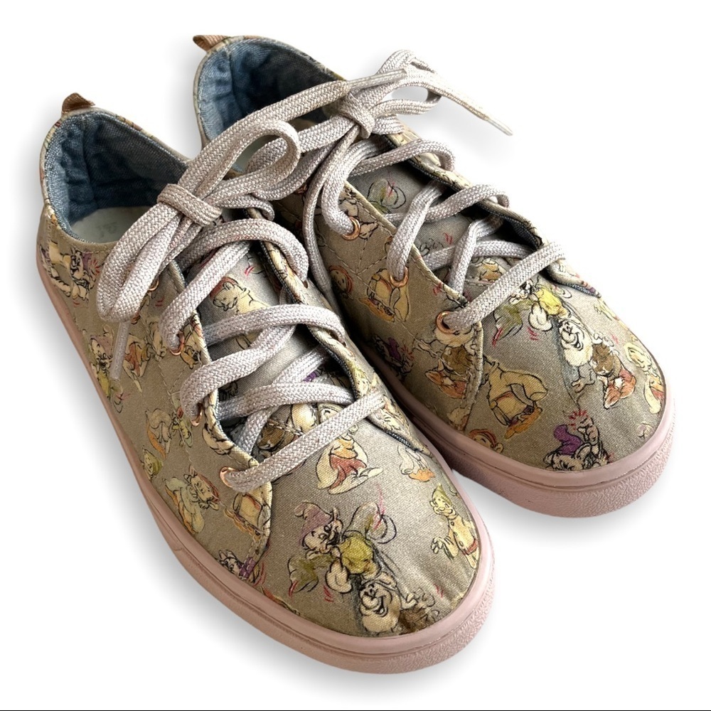 Toms Limited Edition Disney Seven Dwarfs Lenny Lace Up low top Kids Sneakers
